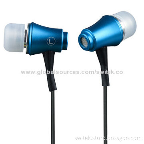 Noise-cancelling Metal In-ear Wired Earphones for iPhone and Mobile Phones with 3.5mm Plug